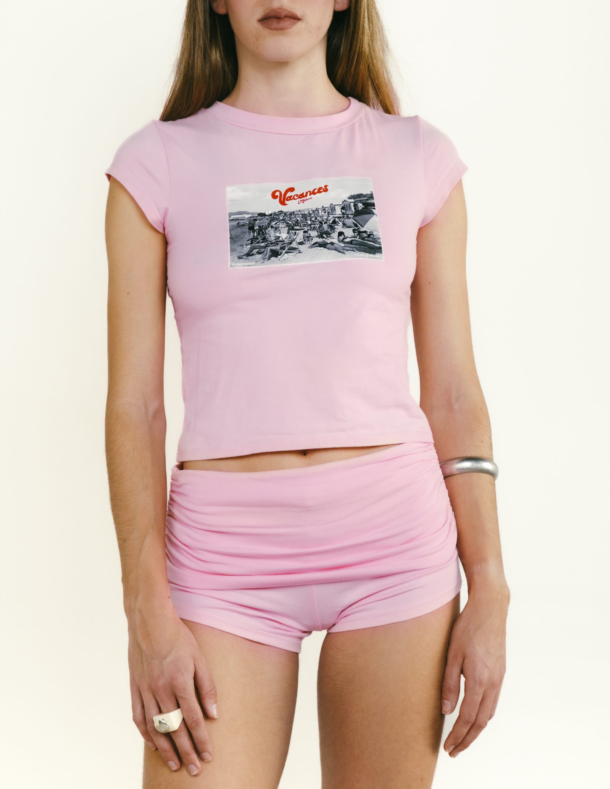 VACANCES tee