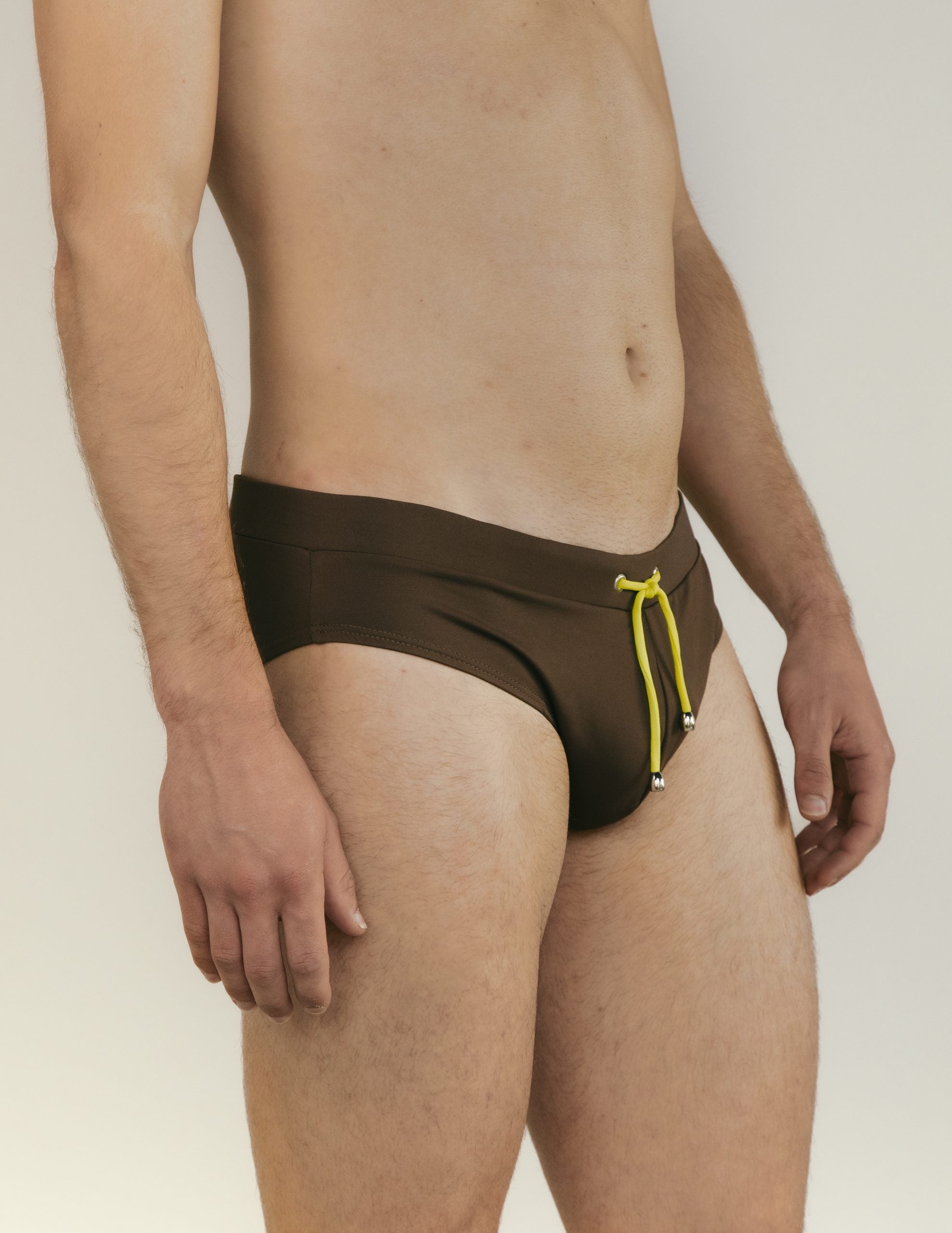 U MELÓ bottom